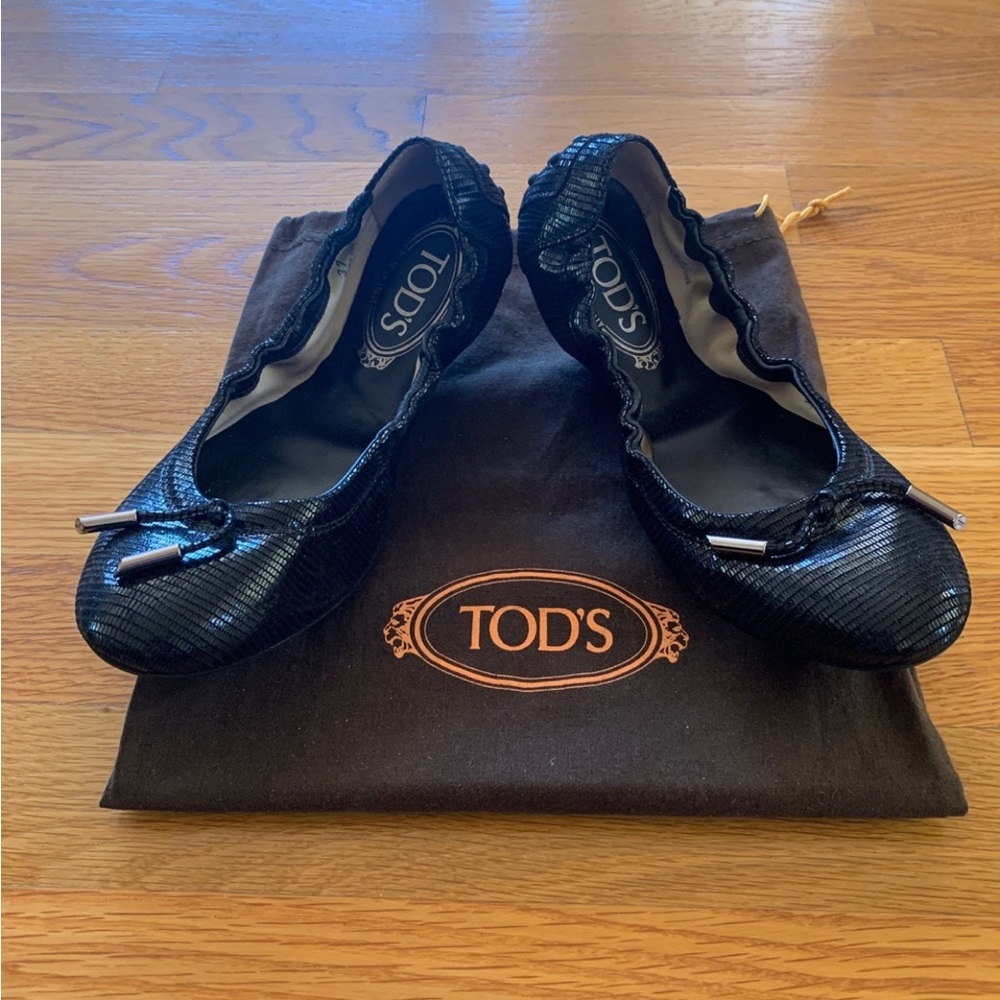 NWOB Tod’s Lacette Womens Patent Black Tassel Front Ballet Flats Shoes Sz 37 7 - Picture 2 of 11